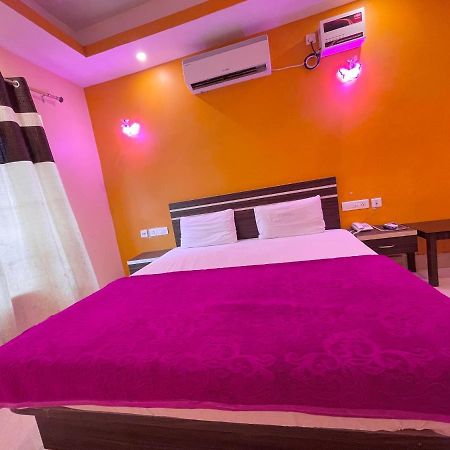 Hotel Deo Puri Exterior photo