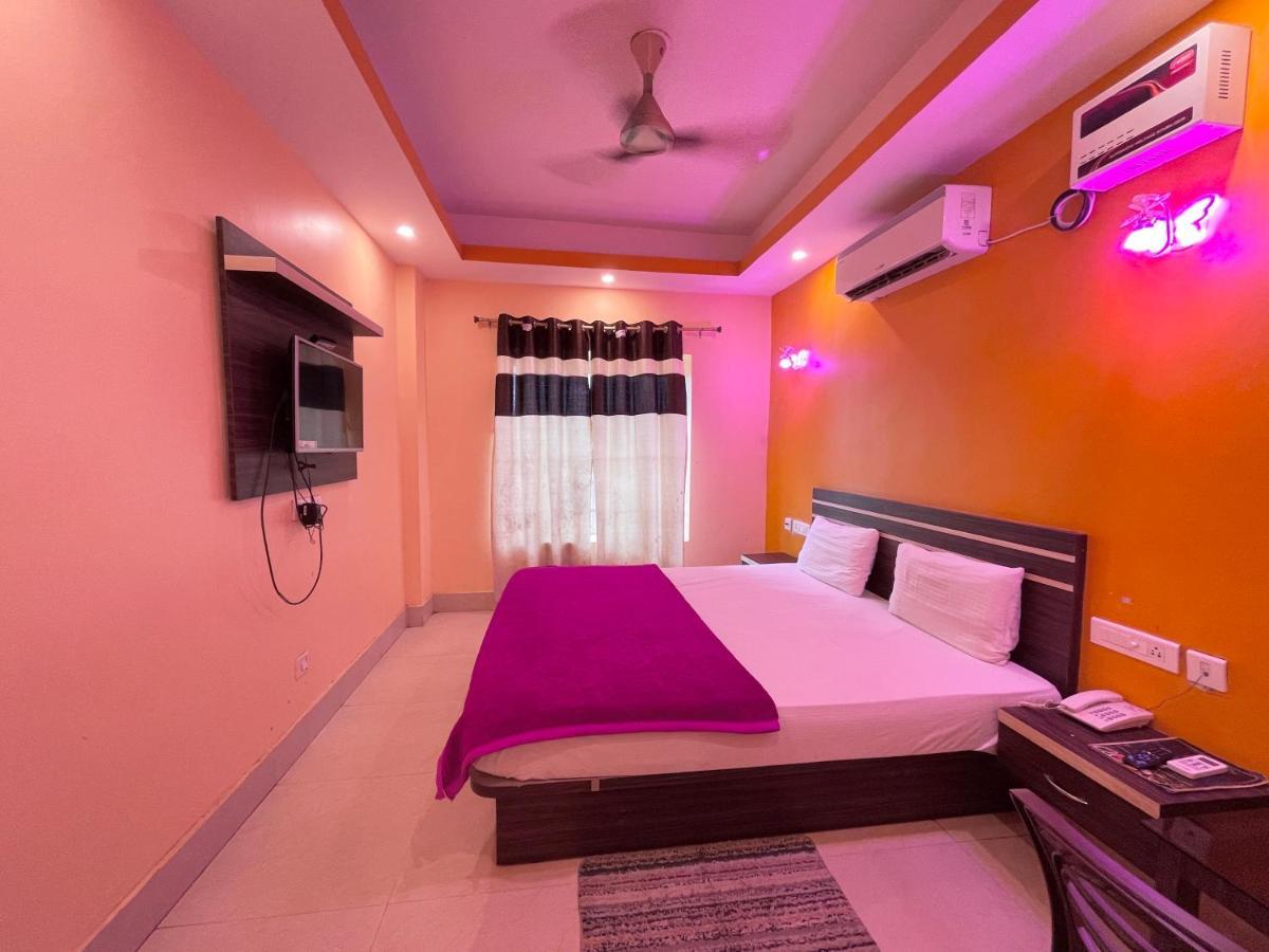 Hotel Deo Puri Exterior photo